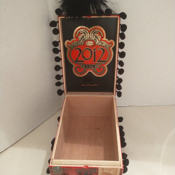 Suenos de Saundra Upcycle Extremely Rare Maduro 2012  Cigar Box, Storage Box - Picture 9 of 12